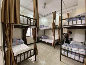 Giường Trong Phòng Ngủ Tập Thể Cho Cả Nam Và Nữ 6 Giường (Bed in 6-Bed Mixed Dormitory Room)