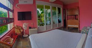 Phòng 4 Người Có Ban Công (Quadruple Room with Balcony)
