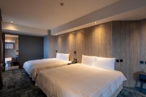 Phòng Gia Đình Loại Sang Hướng Đài Bắc 101 (Deluxe Taipei 101 View Family Room)