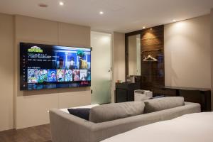 Phòng giường đôi lớn (Large Double Room)