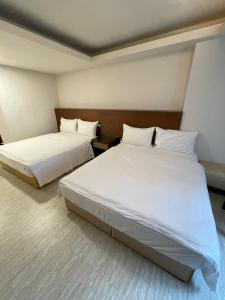 Phòng Superior 4 Người (Superior Quadruple Room)