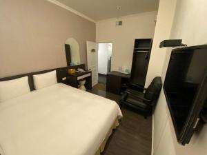 Phòng Standard giường đôi (Standard Double Room)