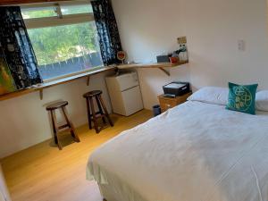 Phòng Giường Đôi Có Phòng Tắm Riêng (Double Room with Private Bathroom)