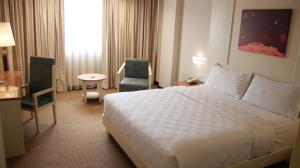 Phòng Loại Sang Giường Đôi (Deluxe Double Room)