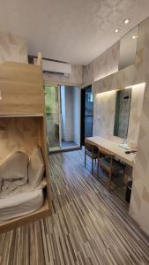 Phòng Giường Tầng (Bunk Pad Room)