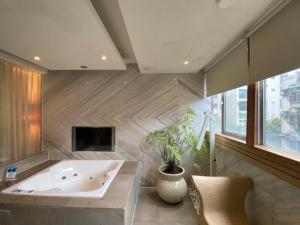 Phòng Tiêu Chuẩn Giường Đôi - Không Có Chỗ Đỗ Xe Riêng (Standard Double Room - No Private Parking)