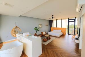Suite Giường Đôi Có Sân Hiên – Cấm Hút Thuốc (Double Suite with Terrace - Non-Smoking)