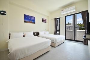 Phòng 4 Người Có Ban Công (Quadruple Room with Balcony)