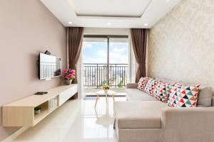 Căn Hộ 3 Phòng Ngủ (Three-Bedroom Apartment)