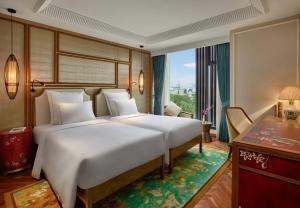 Deluxe Room, Twin Beds
