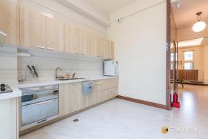Phòng 4 người Nhìn ra cảnh Núi non (Quadruple Room with Mountain View)