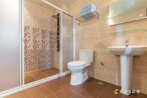 Phòng 4 người Nhìn ra cảnh Núi non (Quadruple Room with Mountain View)