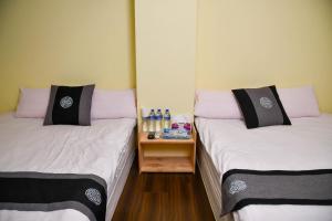 Standard Quadruple Room without Window