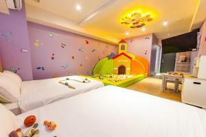 Phòng 4 Người Có Bồn Tắm (Quadruple Room with Bath)