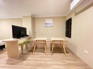 Phòng Deluxe Giường Đôi Có Bồn Tắm (Deluxe Double Room with Bath)