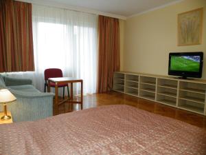 Apartment for 3 People with Balcony room in Apartment Buda Budapest