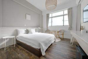 Phòng Deluxe giường đôi (Double Deluxe Room)