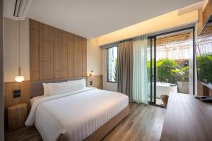 Biệt Thự Có Hồ Bơi Riêng (Villa with Private Pool)