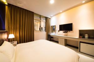 Phòng Đôi Loại Sang (Deluxe Double Room)