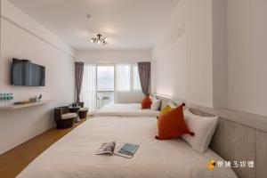 Phòng Giường Đôi/2 Giường Đơn Nhìn Ra Biển (Double or Twin Room with Sea View)