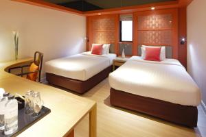 Superior Twin Room room in The Quarter Hualamphong by UHG