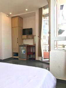 Phòng 4 Người Có Ban Công (Quadruple Room with Balcony)
