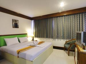 Superior Double or Twin Room room in Silom Avenue Inn Hotel