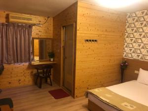 Phòng Tiêu Chuẩn Giường Đôi (Standard Double Room)