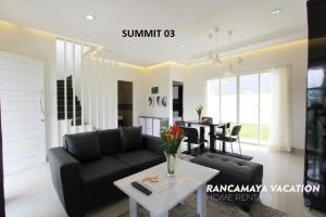 Nhà Liền Kề 3 Phòng Ngủ (3 Bedroom Townhouse)