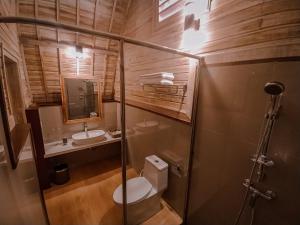 Phòng Deluxe (2 Người lớn + 1 Trẻ em) (Deluxe Room (2 Adults + 1 Child))