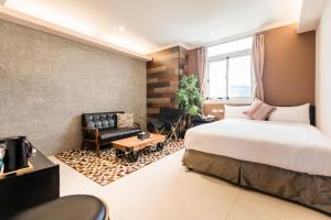 Phòng Đôi Cao Cấp (Superior Double Room)