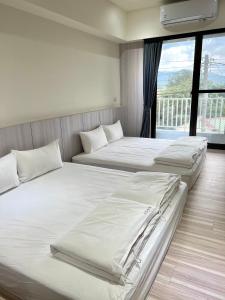 Phòng 3 Người Nhìn Ra Núi (Triple Room with Mountain View)