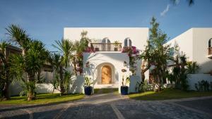 Dinh Thự 2 Phòng Ngủ Stelia Nhìn Ra Hồ Bơi & Đại Dương (Stelia Two-Bedroom Residence with Pool & Ocean View)