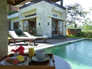 Biệt Thự 3 Phòng Ngủ Với Hồ Bơi Riêng (Three-Bedroom Villa with Private Pool)