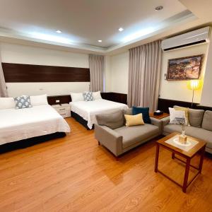 Suite Gia Đình Deluxe (Deluxe Family Suite)