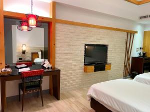 Phòng Giường Đôi/2 Giường Đơn Với Ban Công (Double or Twin Room with Balcony)