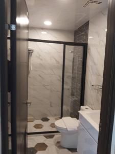 Phòng Giường Đôi có Ban công và Nhìn ra Biển (Double Room with Balcony and Sea View)