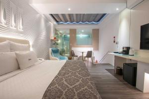 Phòng Loại Sang Giường Đôi (Deluxe Double Room)