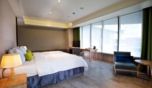 Elegance Suite (Elegance Suite)