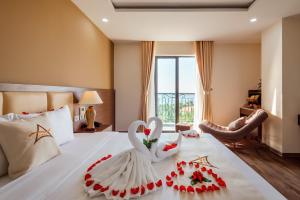 Phòng Deluxe Suite Có Ban Công (Deluxe Suite Balcony)