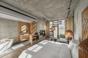 Double Room with View and Indoor Bath