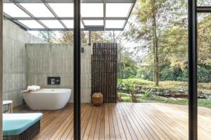 Double Room with Garden View & Outdoor Spa Bath