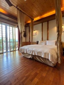 Phòng Tiêu Chuẩn Giường Đôi (Standard Double Room)