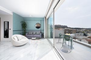 Acropolis View Master Suite room in Enattica Suites