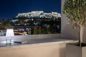 Deluxe Suite Acropolis View room in Altar Suites