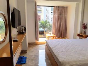 Phòng Loại Sang có Giường Lớn (Deluxe Room with King Size Bed)