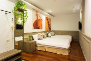 Phòng Tiêu Chuẩn 4 Người (Standard Quadruple Room)