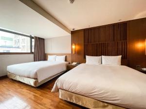 Phòng Deluxe 4 người (Deluxe Quadruple Room)
