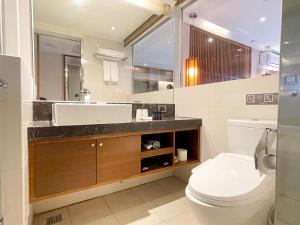 Phòng Classic có 2 giường đơn liền nhau (Classic Room with 2 Connected Single Beds)