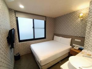 Phòng Tiêu Chuẩn Giường Đôi (Standard Double Room)